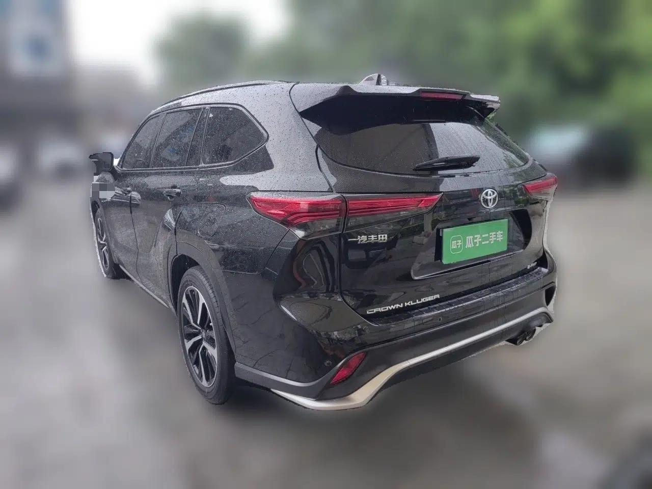 Toyota Crown Kluger 2021 2.5L HEV Four-Wheel Drive Premium Edition — миниатюра 4