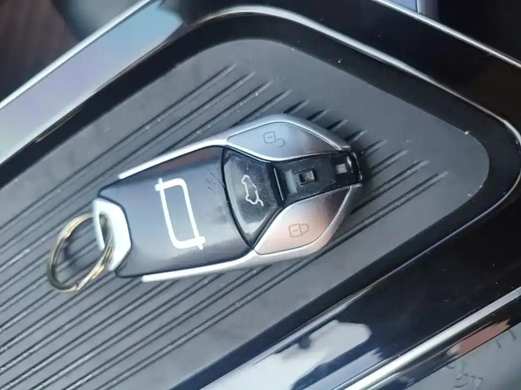 Bestune T90 2023 1.5T DCT Automatic Luxury Edition — миниатюра 9
