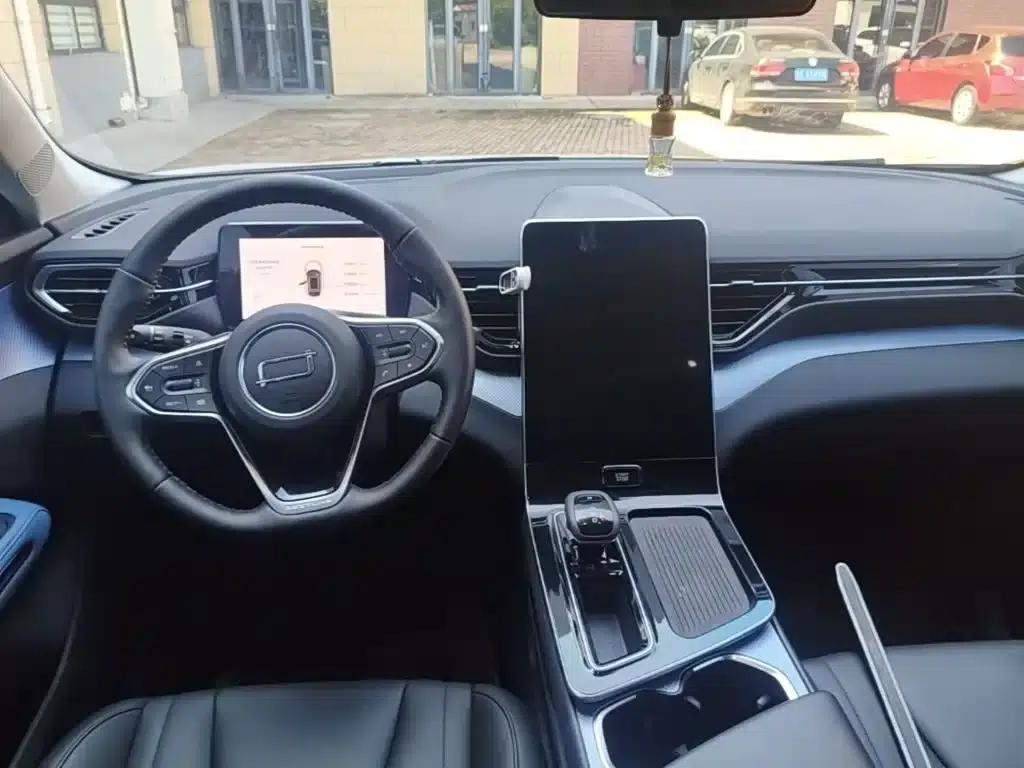 Bestune T90 2023 1.5T DCT Automatic Luxury Edition — миниатюра 10