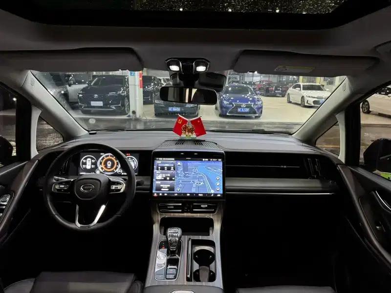 Trumpchi M8 2024 Master Series 2.0TGDI Premium Edition — миниатюра 7