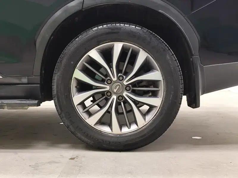 Trumpchi GS8 2017 320T 2WD Luxury Intelligent Connected Edition 7-Seater — миниатюра 9