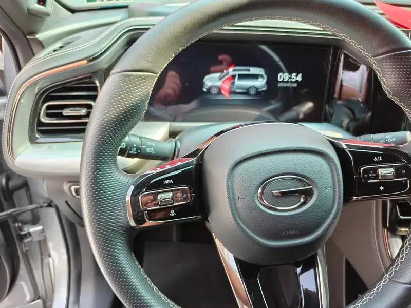 Trumpchi GS8 2022 Dual Engine Series 2.0TM Hybrid 4WD Premium Edition 7-Seater — миниатюра 12