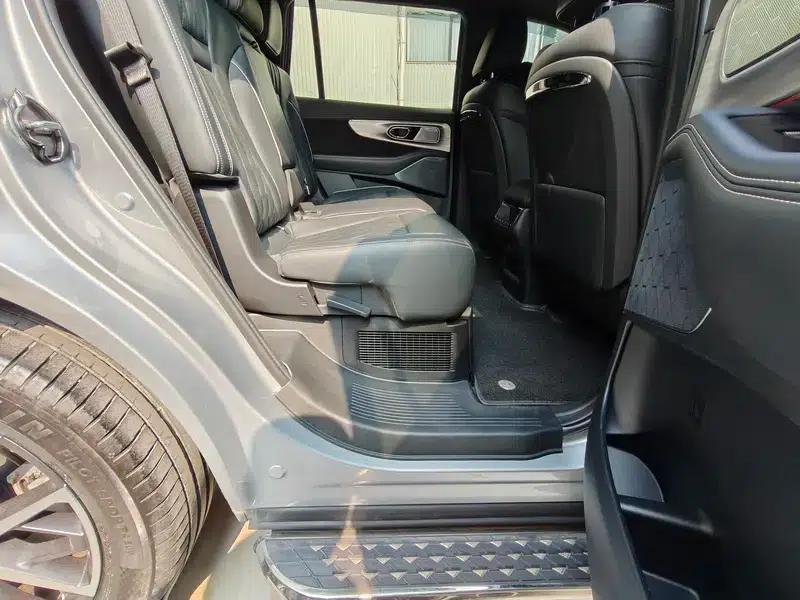 Trumpchi GS8 2022 Dual Engine Series 2.0TM Hybrid 4WD Premium Edition 7-Seater — миниатюра 6