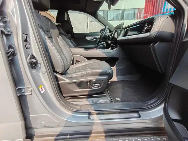 Trumpchi GS8 2022 Dual Engine Series 2.0TM Hybrid 4WD Premium Edition 7-Seater — миниатюра 10