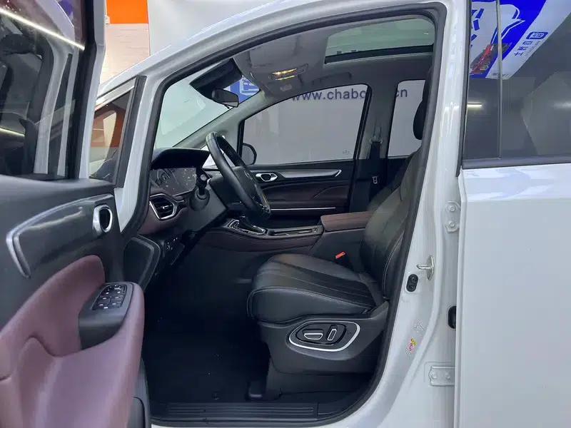 Trumpchi M6 2021 Pro 270T Automatic Premium Edition — миниатюра 17