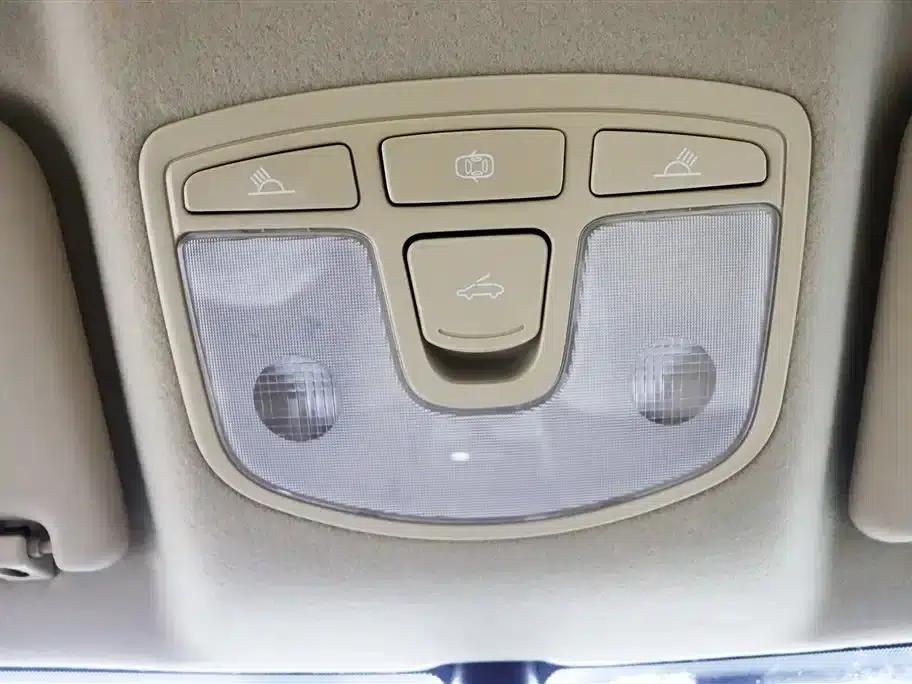 Beijing Automotive E-Series 2013 Sedan 1.5L Automatic Comfort Edition — миниатюра 16