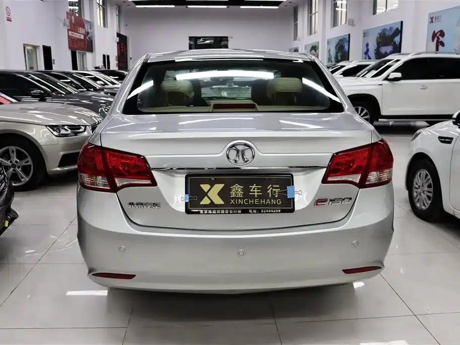 Beijing Automotive E-Series 2013 Sedan 1.5L Automatic Comfort Edition — миниатюра 8