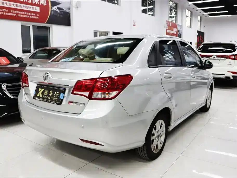 Beijing Automotive E-Series 2013 Sedan 1.5L Automatic Comfort Edition — миниатюра 9