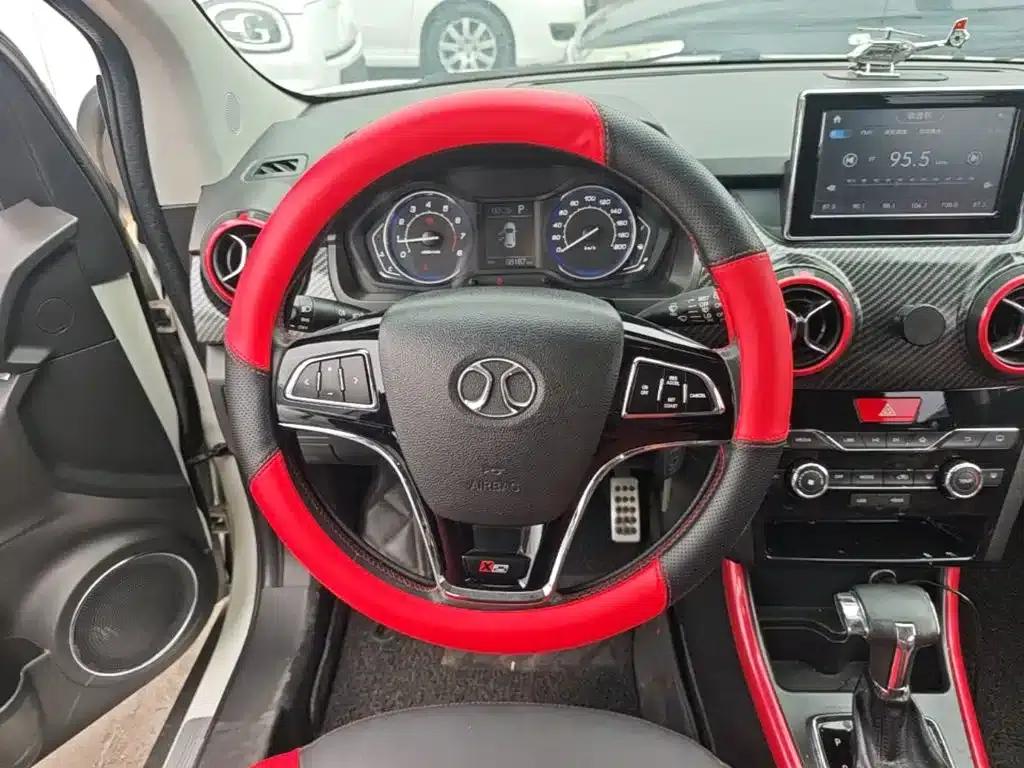 2015 Senova X25 1.5L Automatic Elite — миниатюра 11