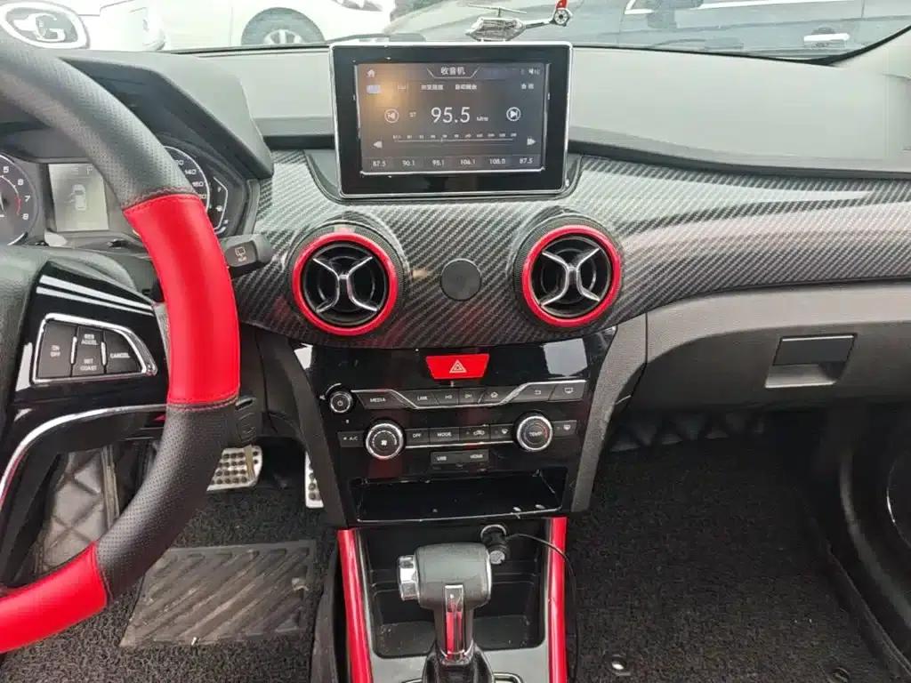 2015 Senova X25 1.5L Automatic Elite — миниатюра 13