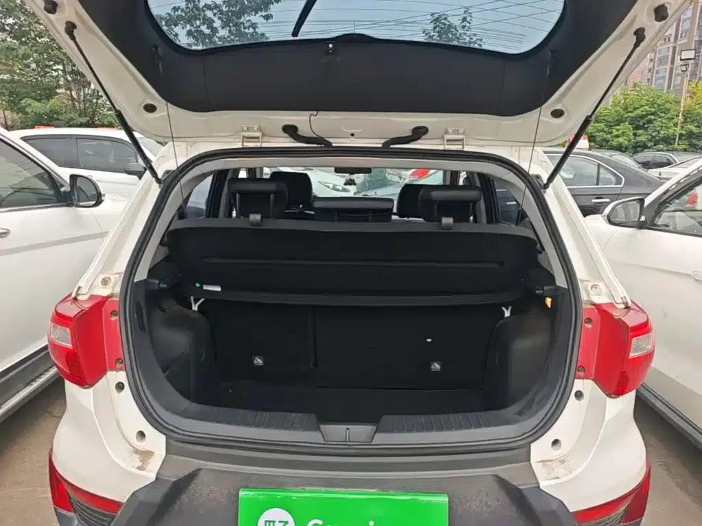 2015 Senova X25 1.5L Automatic Elite — миниатюра 19