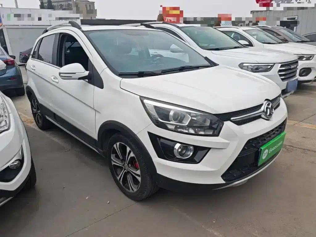 2015 Senova X25 1.5L Automatic Elite — миниатюра 4