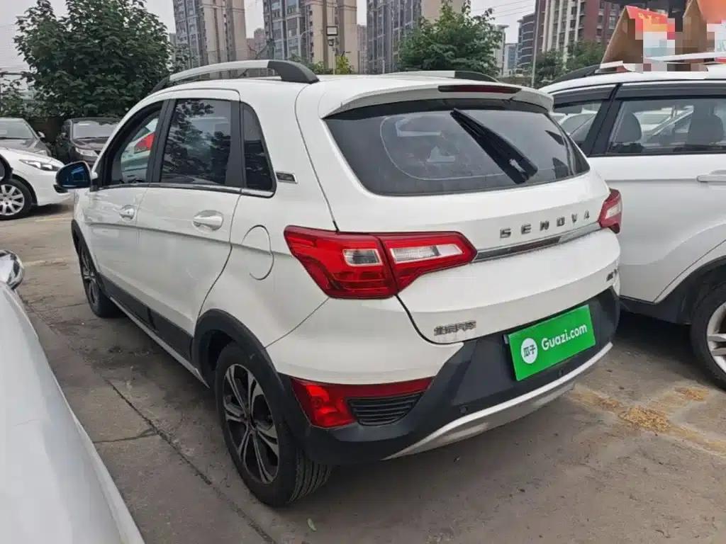 2015 Senova X25 1.5L Automatic Elite — миниатюра 5