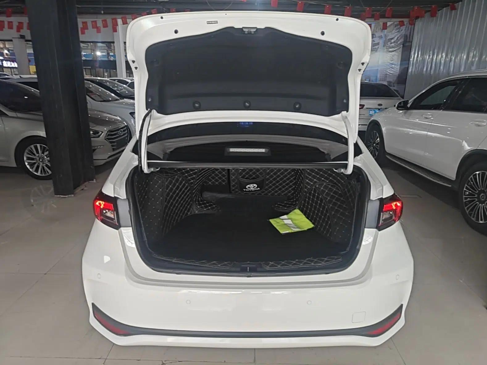 Toyota Allion 2021 2.0L Luxury Edition — миниатюра 27