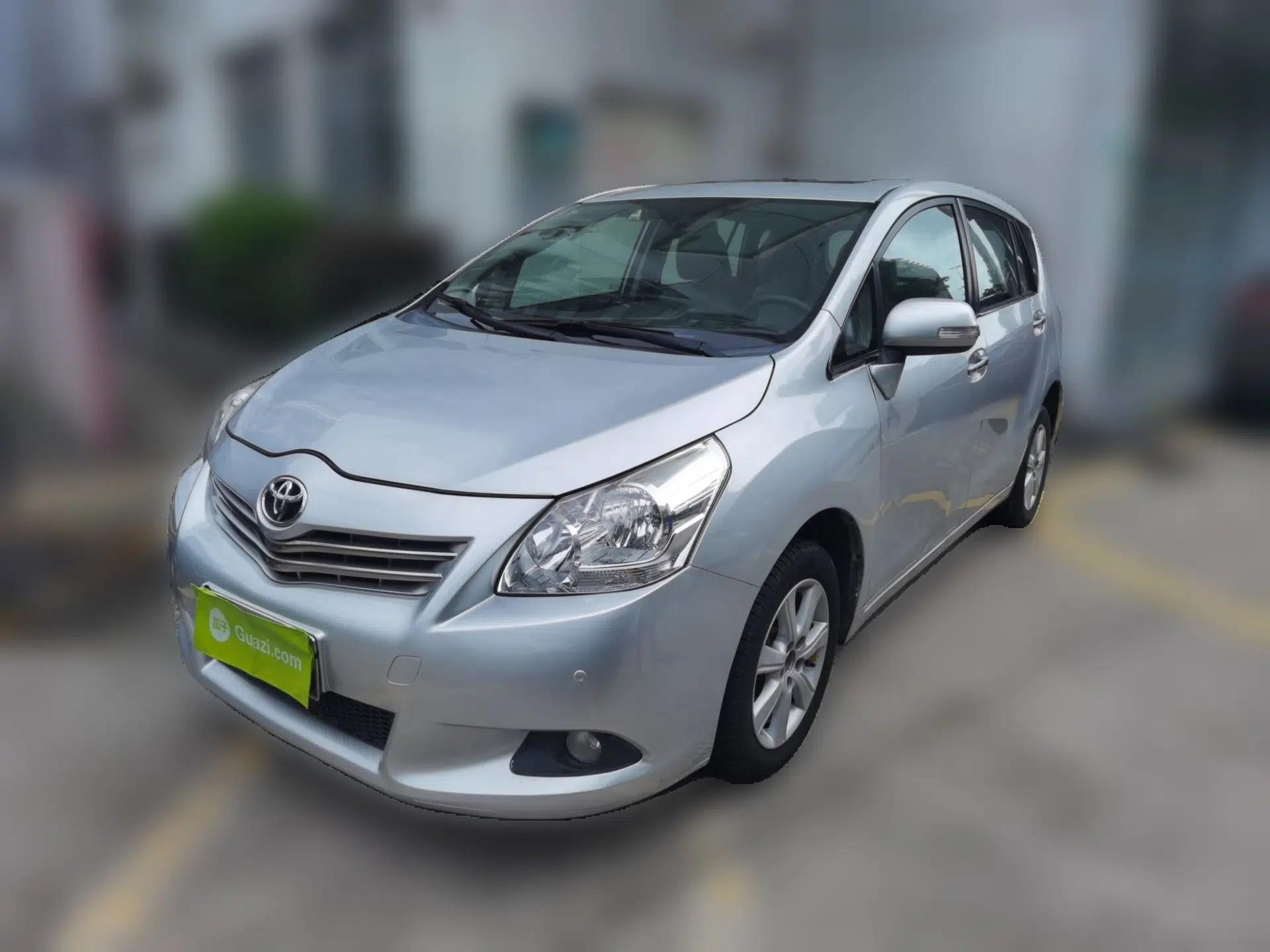 Toyota Verso 2011 180G CVT Luxury Multi-Function Version — миниатюра 1