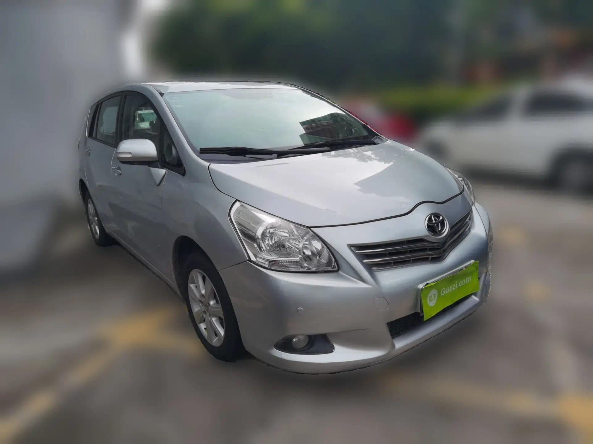 Toyota Verso 2011 180G CVT Luxury Multi-Function Version — миниатюра 3