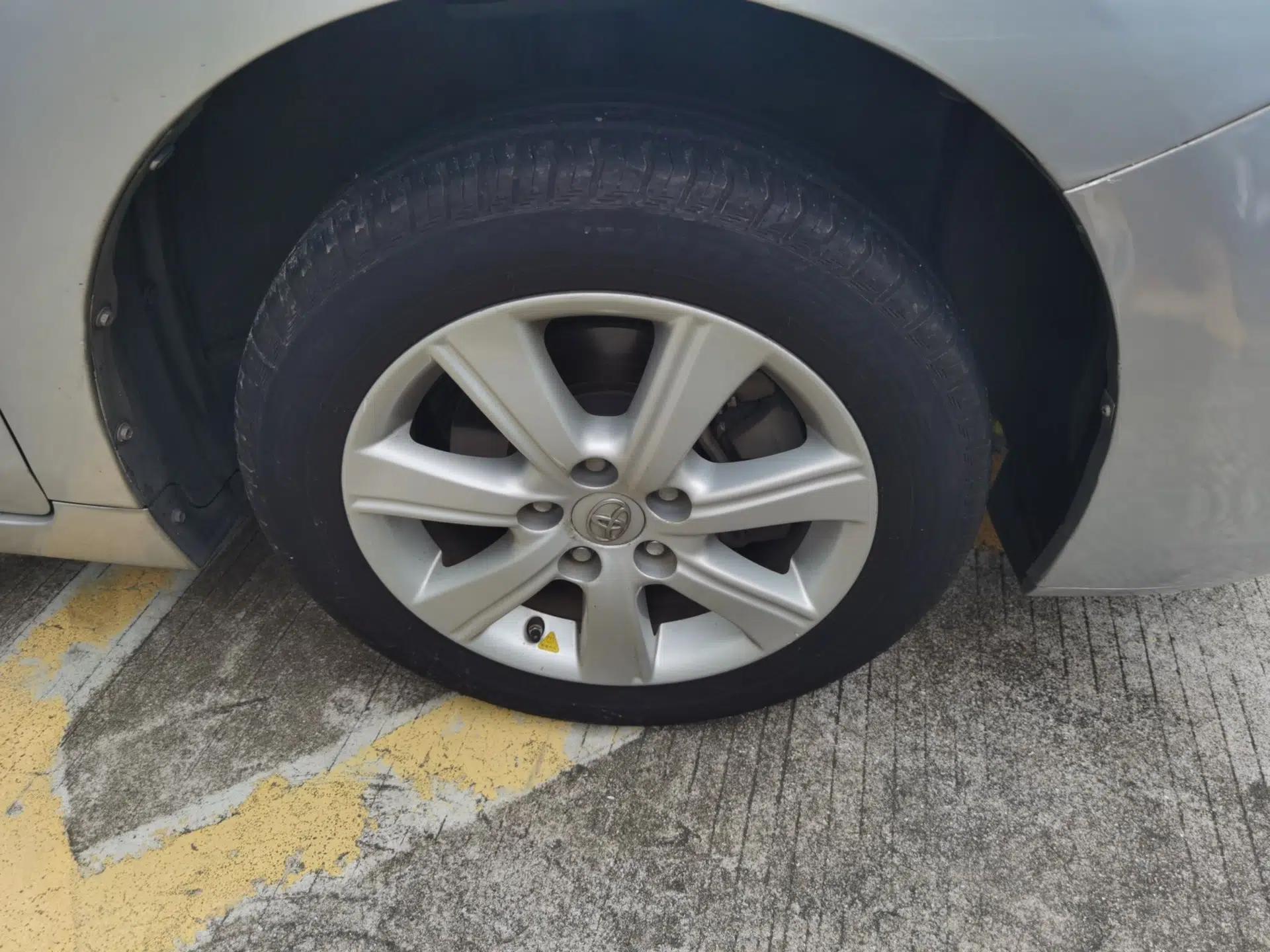 Toyota Verso 2011 180G CVT Luxury Multi-Function Version — миниатюра 8