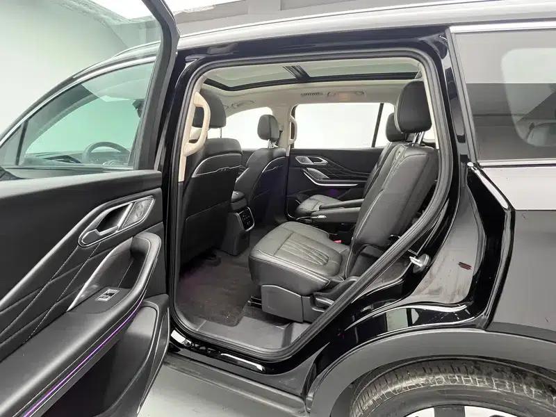 Hongqi HS7 PHEV 2024 2.0T AWD Flagship Edition 6-seater — миниатюра 18