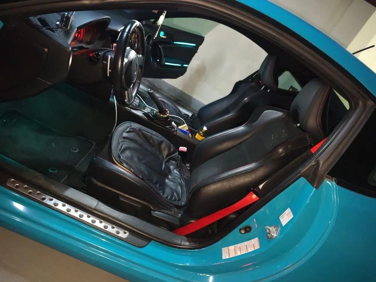 Toyota 86 2013 2.0L Automatic Luxury Version — миниатюра 15