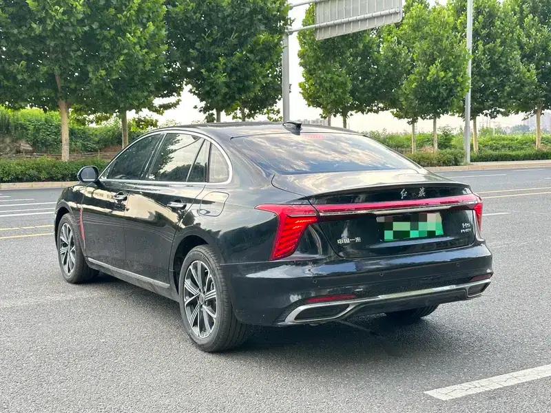 Hongqi H5 PHEV 2025 Model 170 Super Hybrid — миниатюра 4