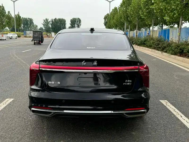 Hongqi H5 PHEV 2025 130 Super Hybrid Edition — миниатюра 4