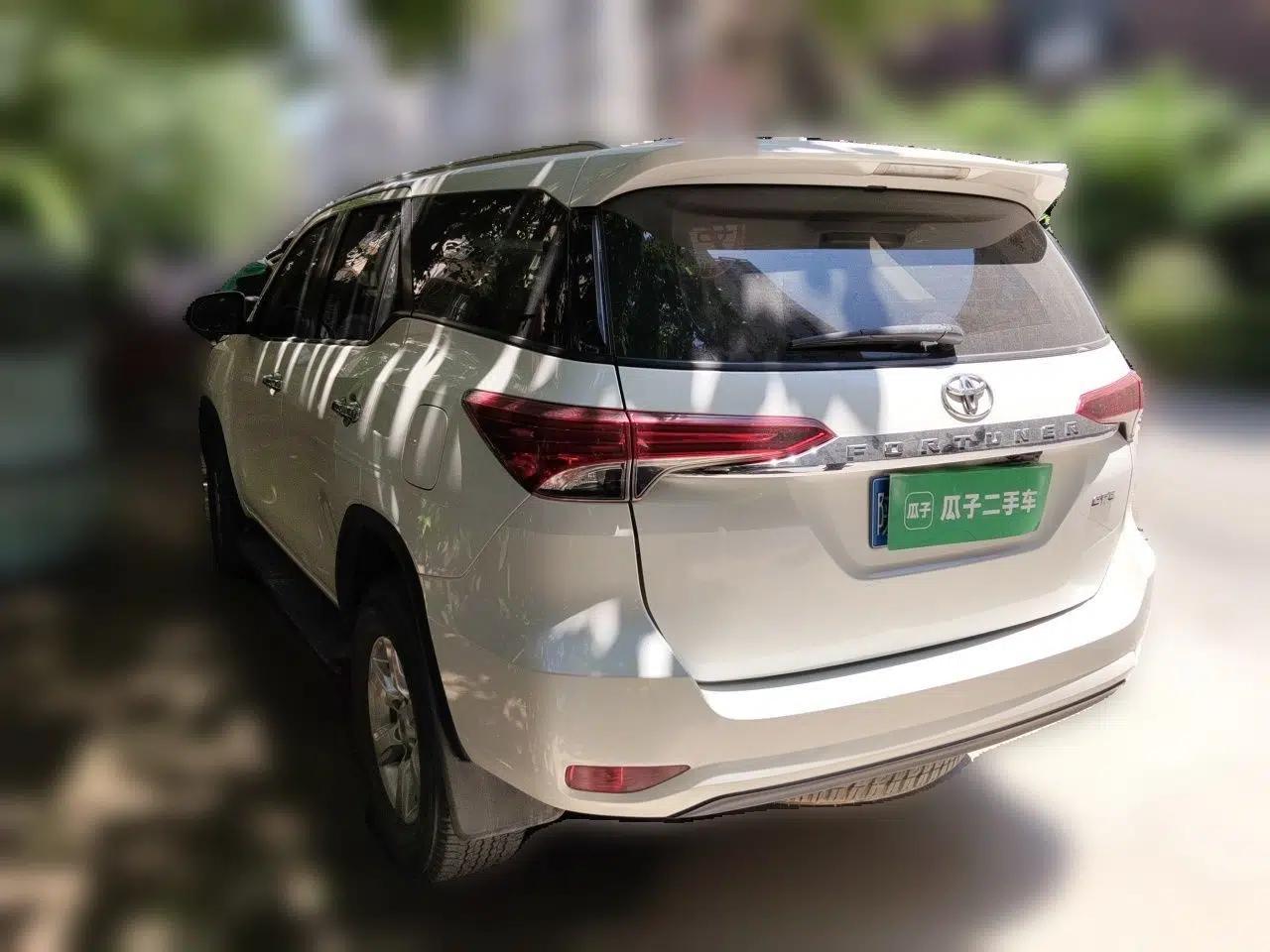 Toyota Fortuner 2016 2.7L Middle East Version — миниатюра 4