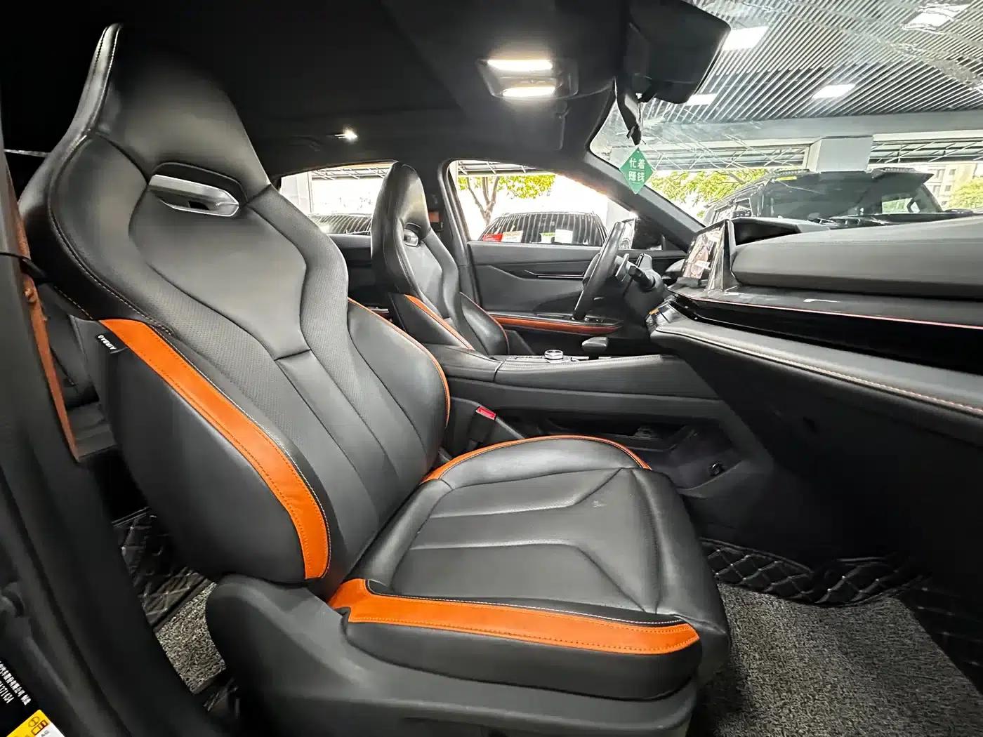 Changan UNI-V 2023 1.5T Premium Edition — миниатюра 17