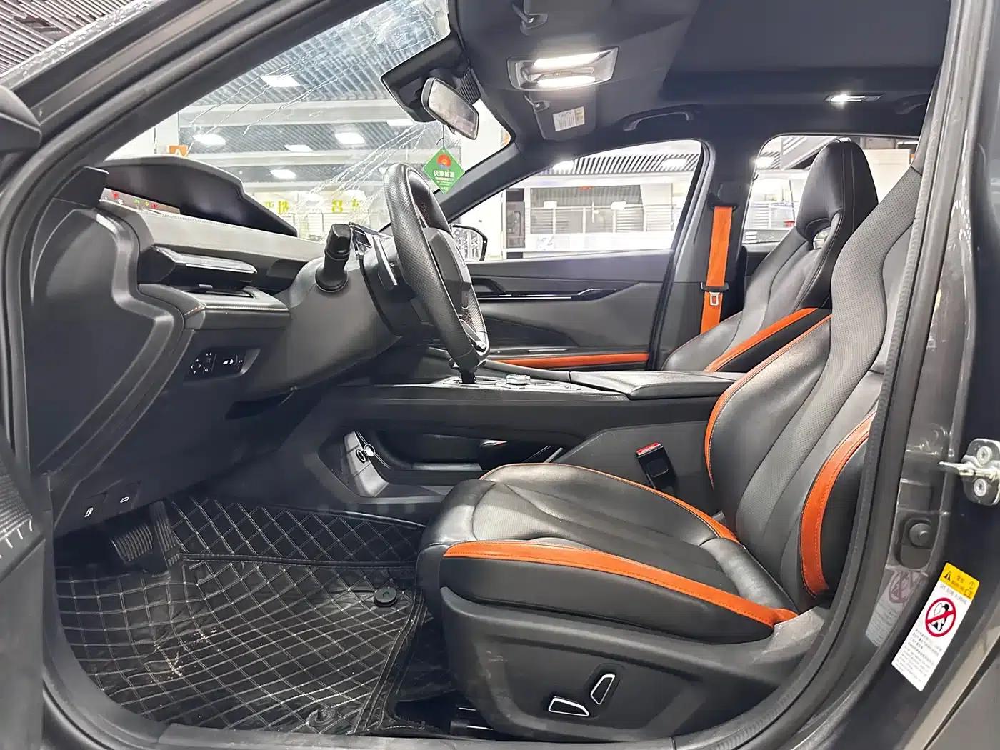 Changan UNI-V 2023 1.5T Premium Edition — миниатюра 8