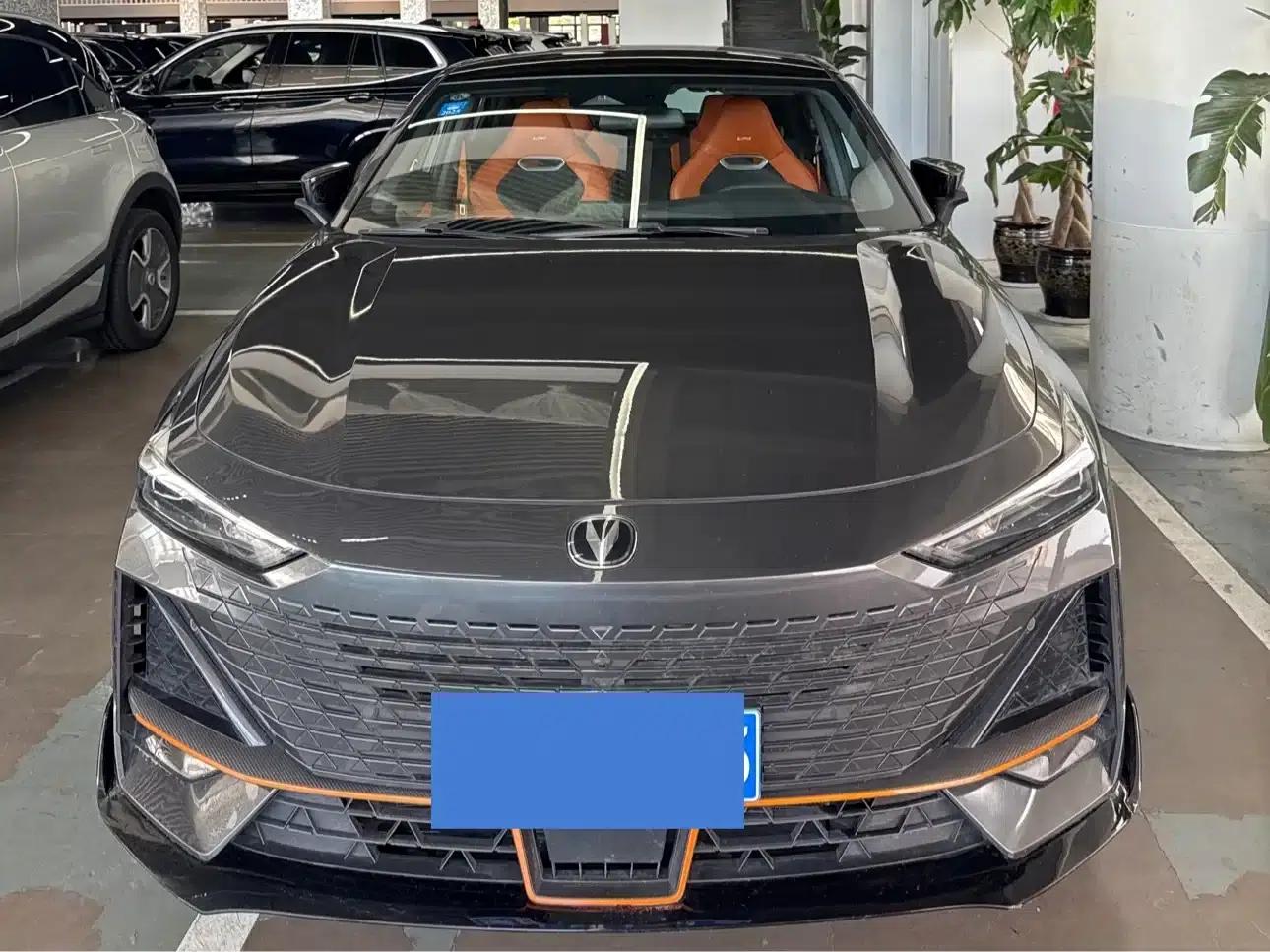 Changan UNI-V 2022 1.5T Smart Navigation Edition — миниатюра 2