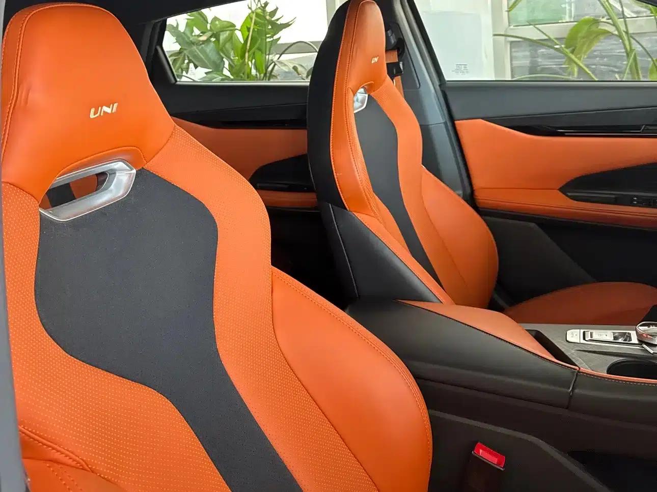 Changan UNI-V 2022 1.5T Smart Navigation Edition — миниатюра 11