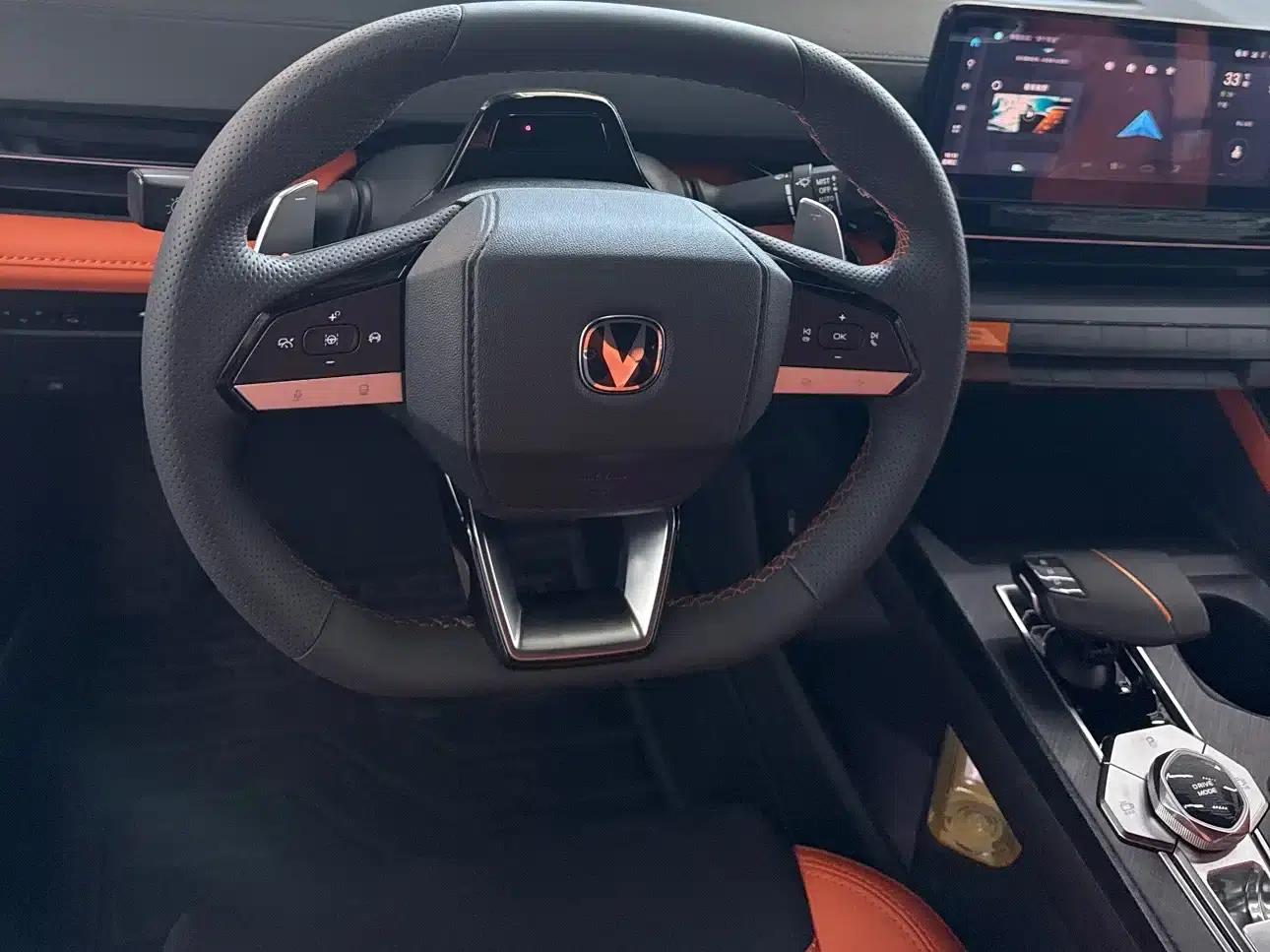 Changan UNI-V 2022 1.5T Smart Navigation Edition — миниатюра 17