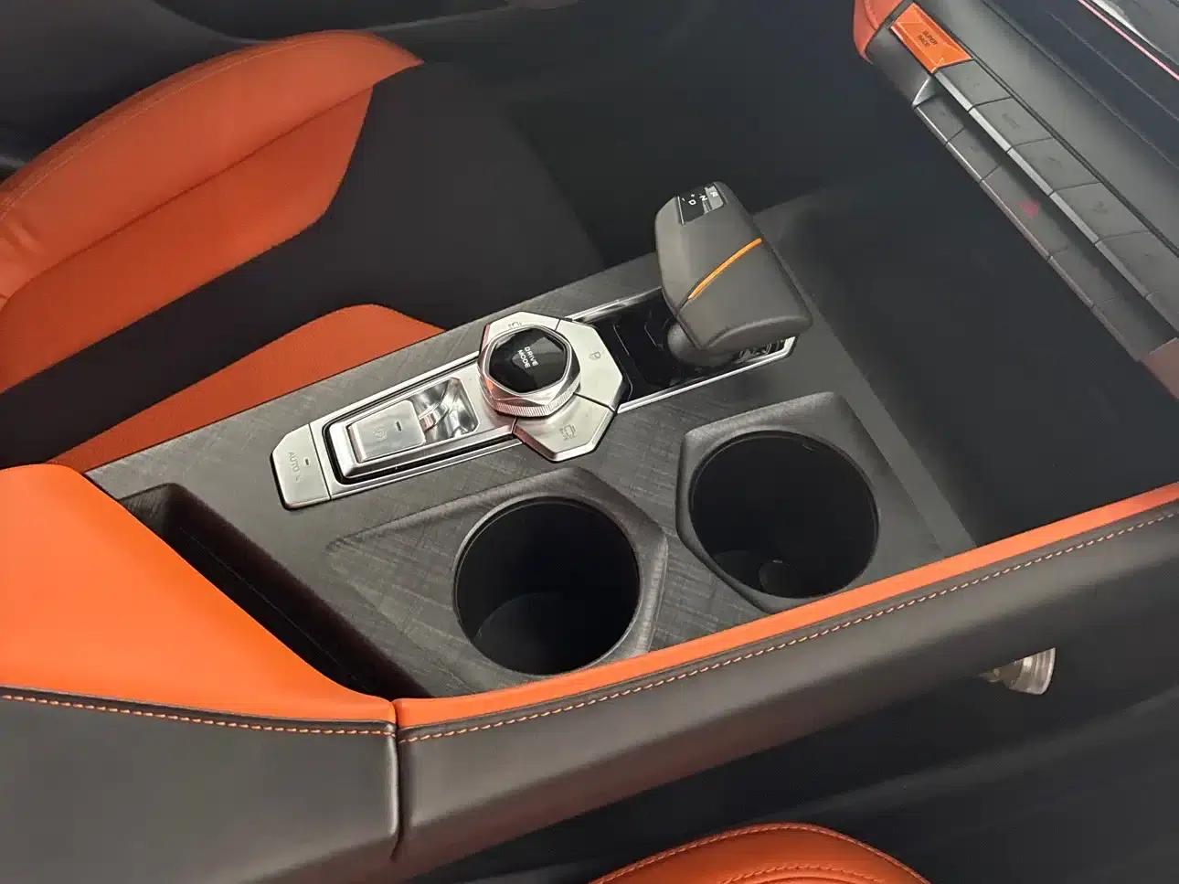 Changan UNI-V 2022 1.5T Smart Navigation Edition — миниатюра 9