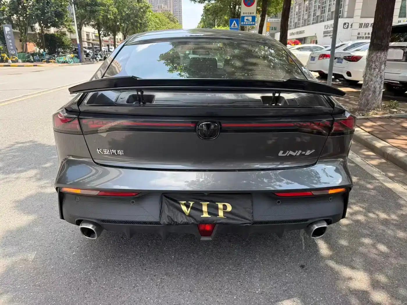 Changan UNI-V 2023 1.5T Premium Edition — миниатюра 12