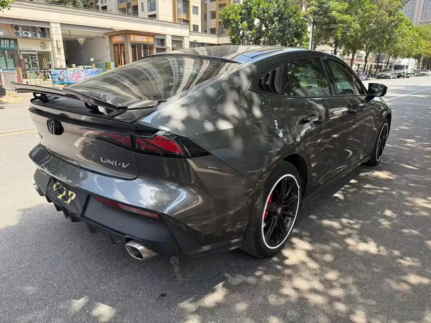 Changan UNI-V 2023 1.5T Premium Edition — миниатюра 10