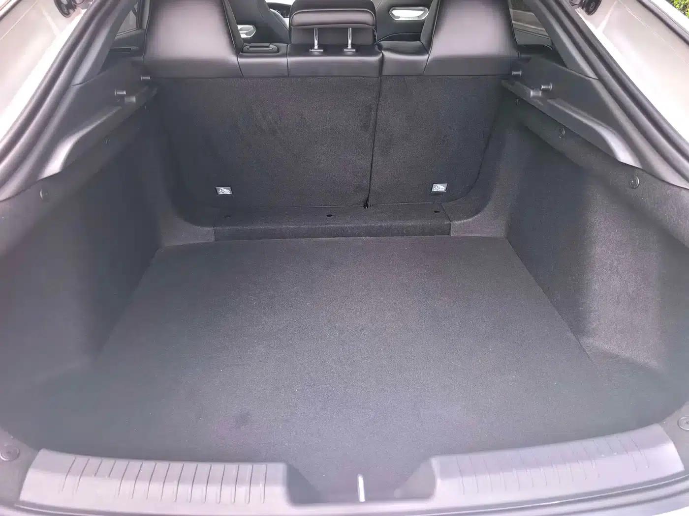 Changan UNI-V 2024 1.5T Premium Edition — миниатюра 11