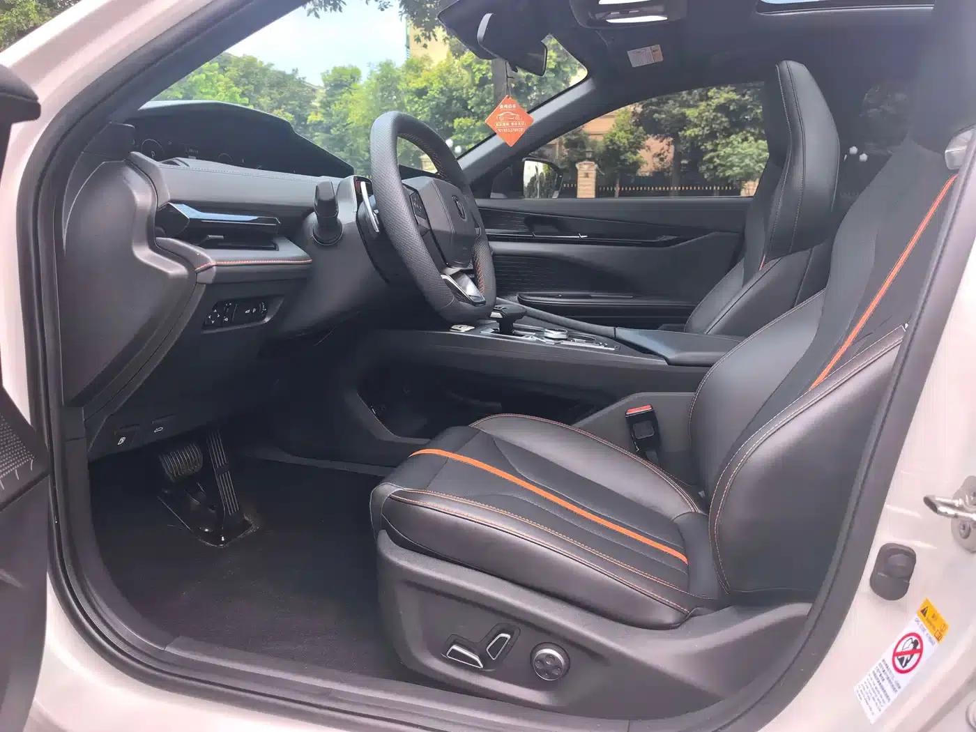 Changan UNI-V 2024 1.5T Premium Edition — миниатюра 16