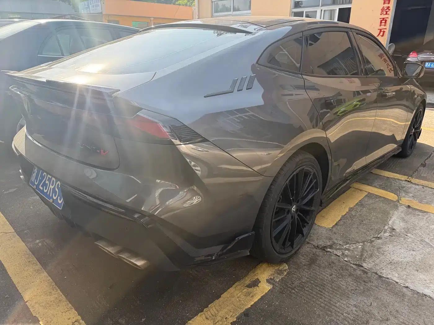 Changan UNI-V 2024 1.5T Premium Edition — миниатюра 12