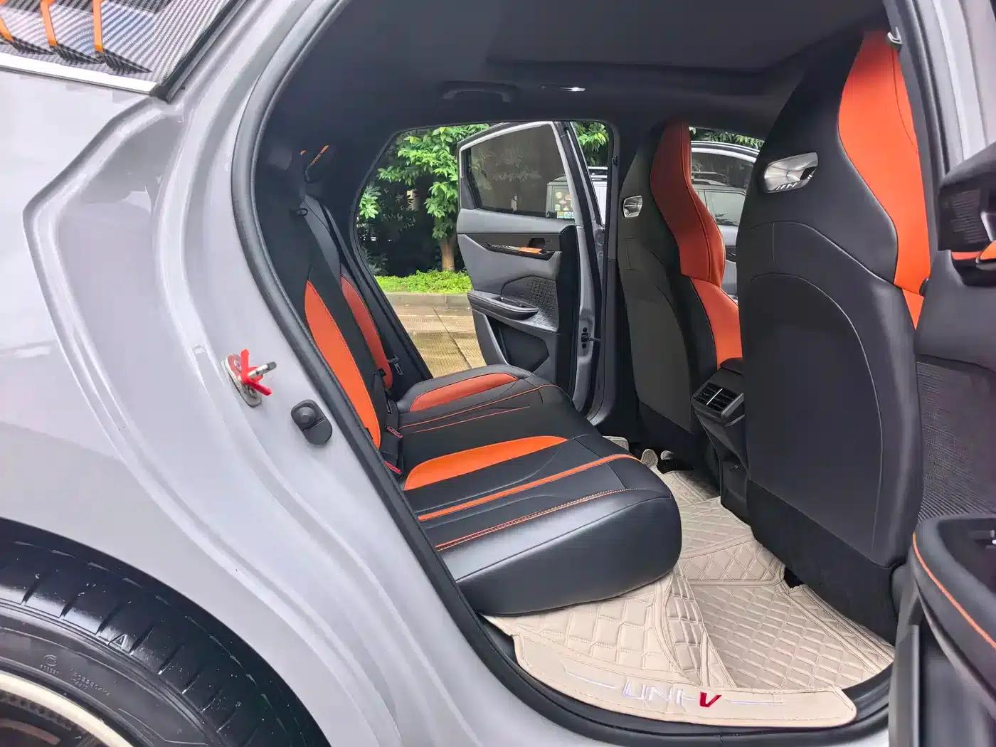 Changan UNI-V 2024 1.5T Premium Sport — миниатюра 7