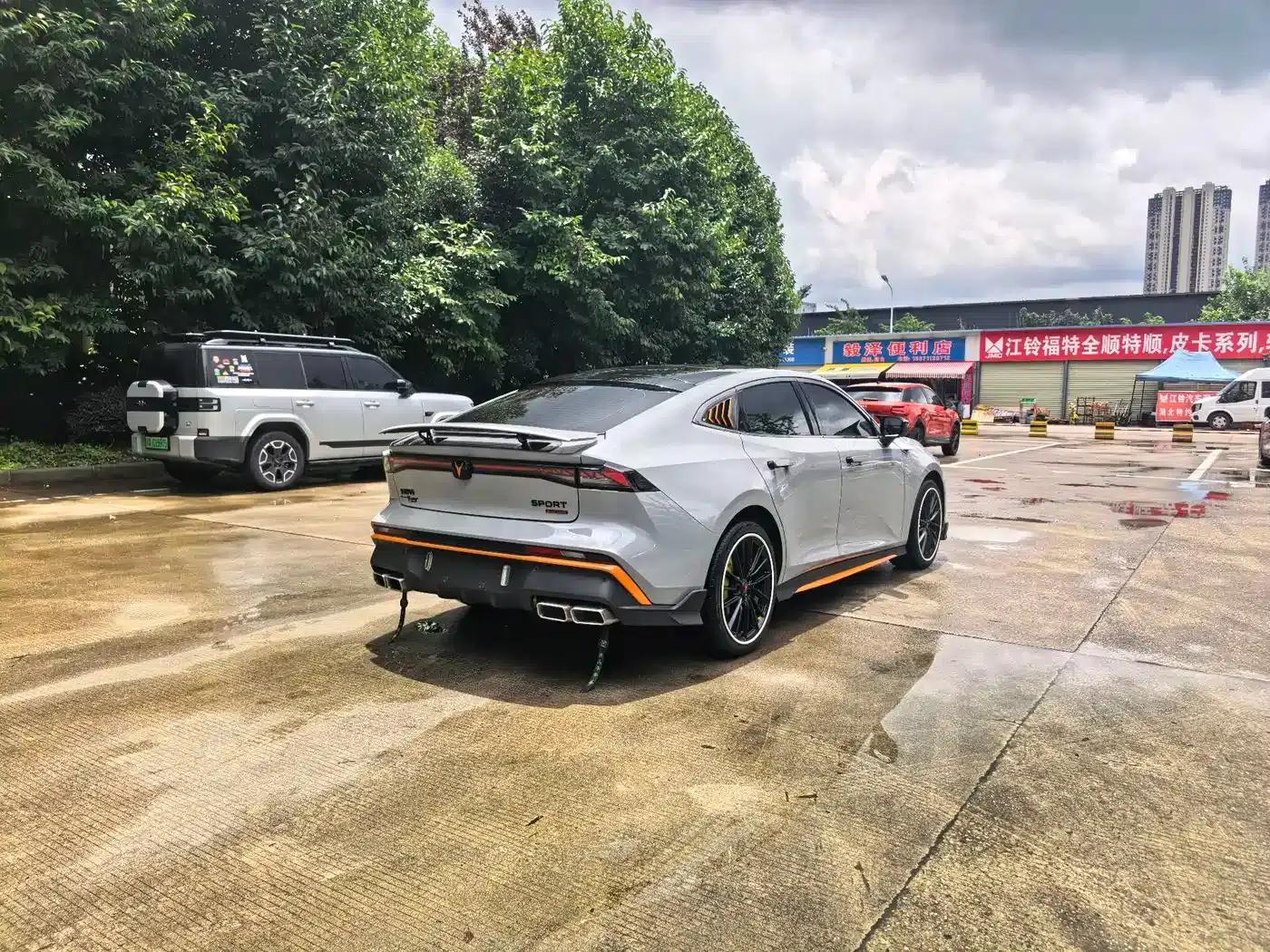 Changan UNI-V 2024 1.5T Premium Sport — миниатюра 10