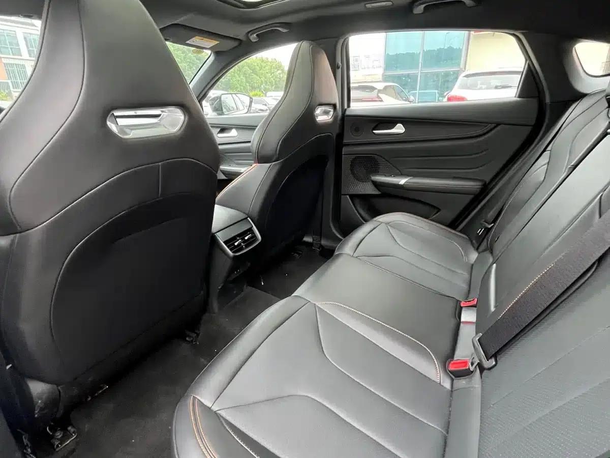 Changan UNI-V 2025 1.5T 500Bar Premium Edition — миниатюра 11