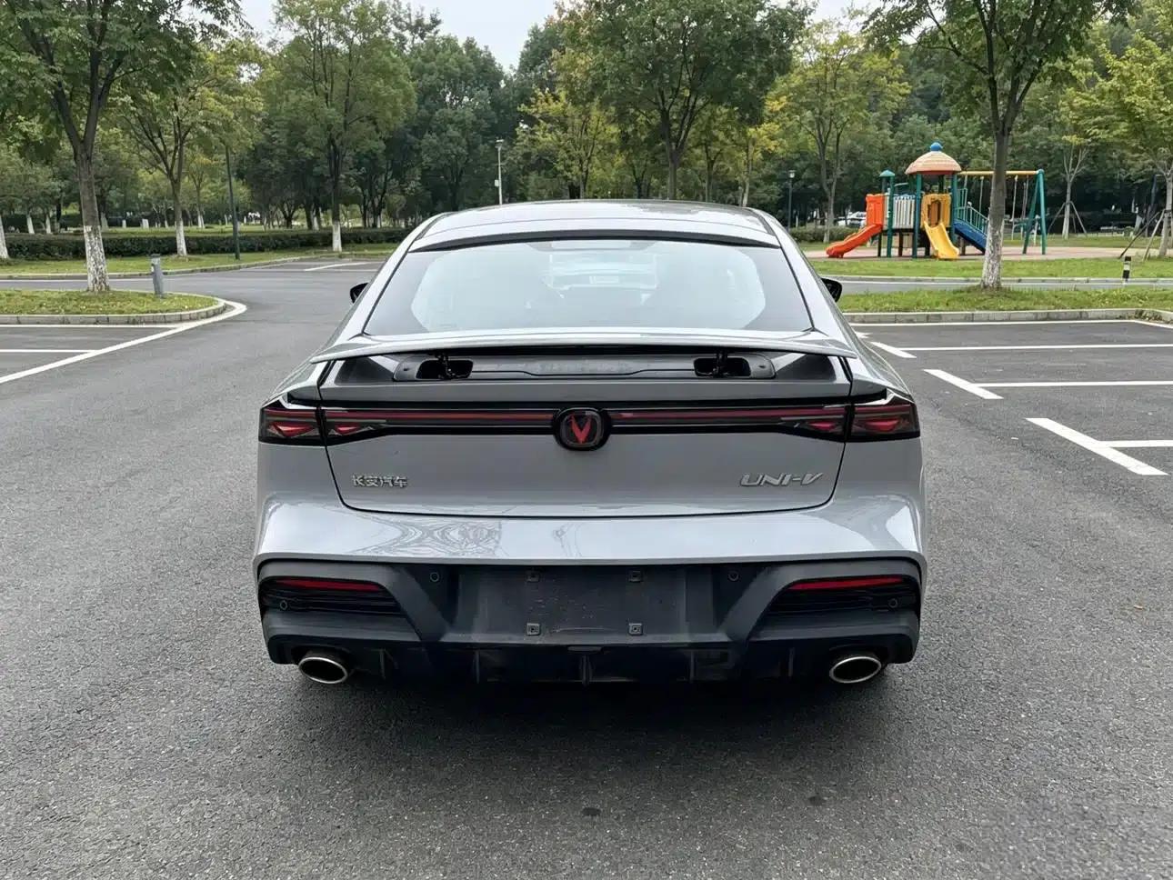 Changan UNI-V 2025 1.5T 500Bar Premium Edition — миниатюра 7