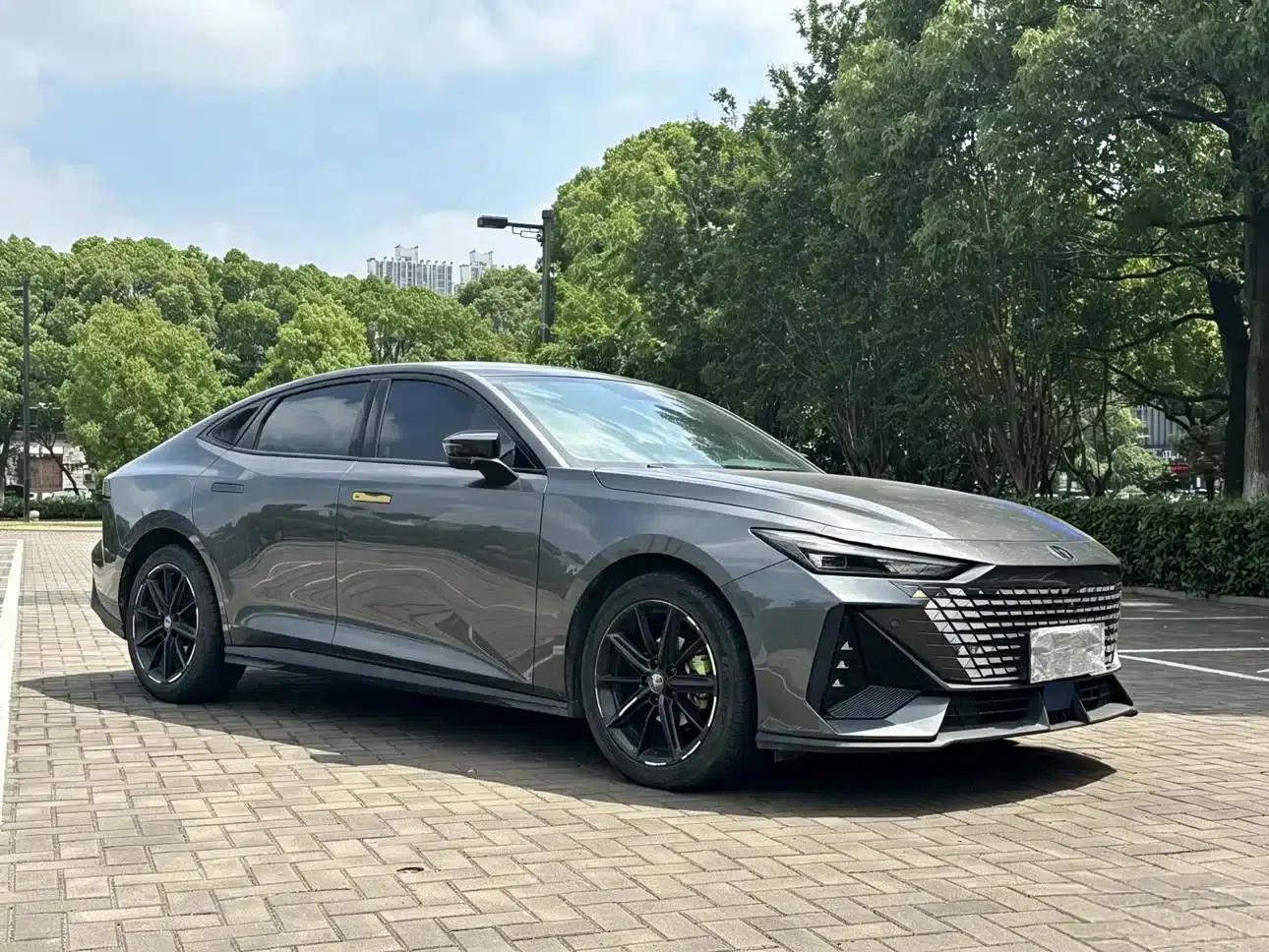 Changan UNI-V 2022 1.5T Premium Edition — миниатюра 3
