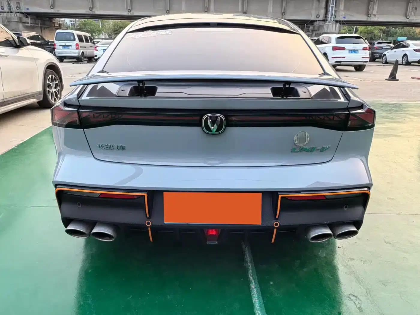 Changan UNI-V 2023 1.5T Sport Edition — миниатюра 13