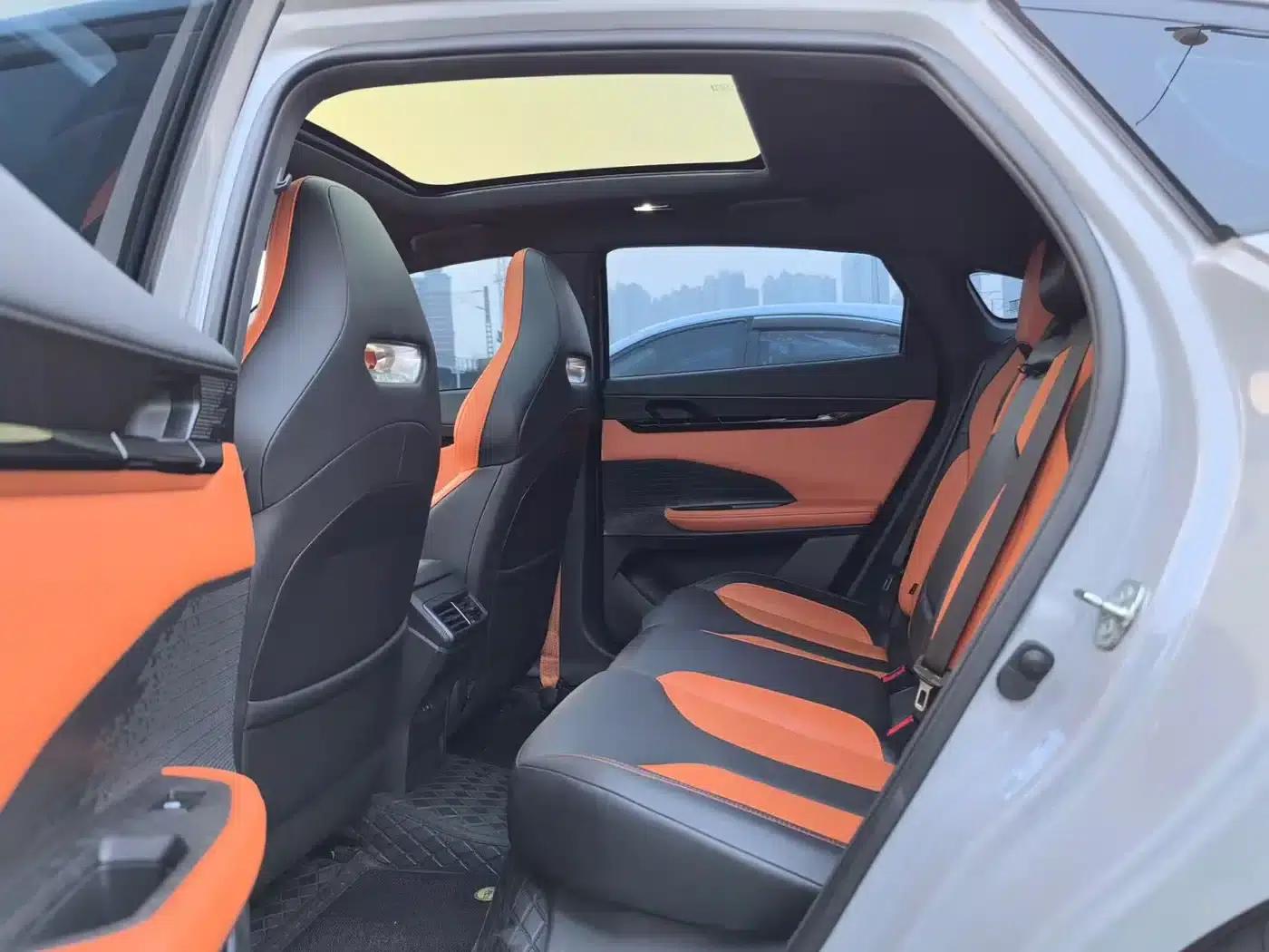 Changan UNI-V 2023 1.5T Sport Edition — миниатюра 4