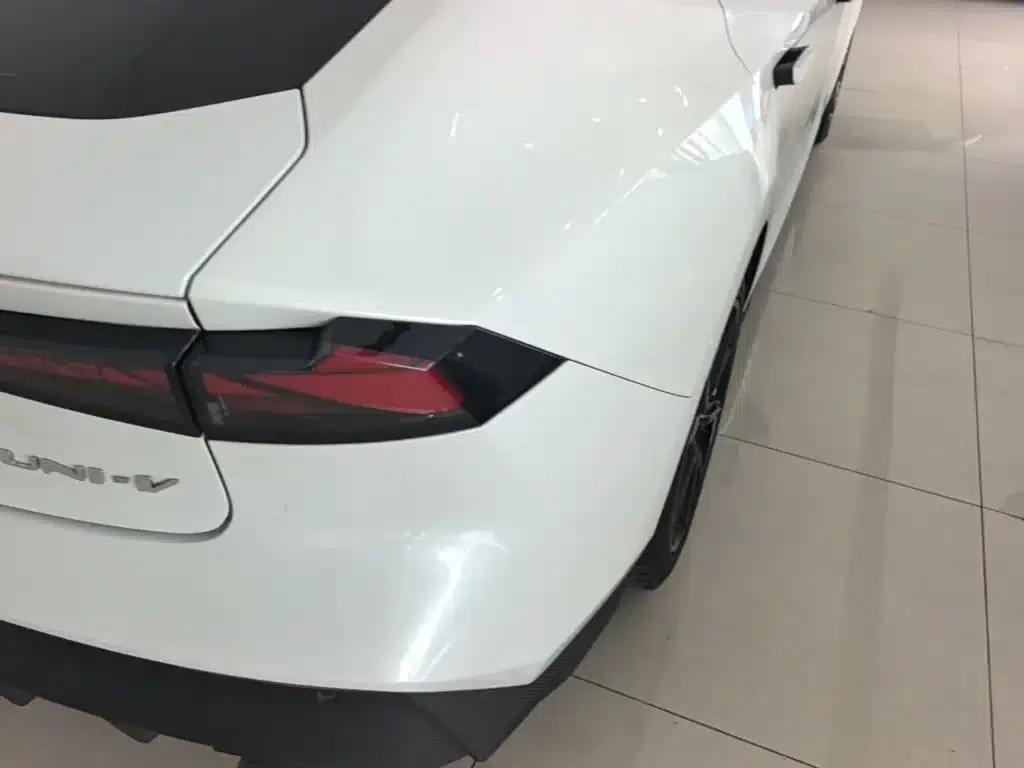 Changan UNI-V 2023 1.5T Premium Edition — миниатюра 8
