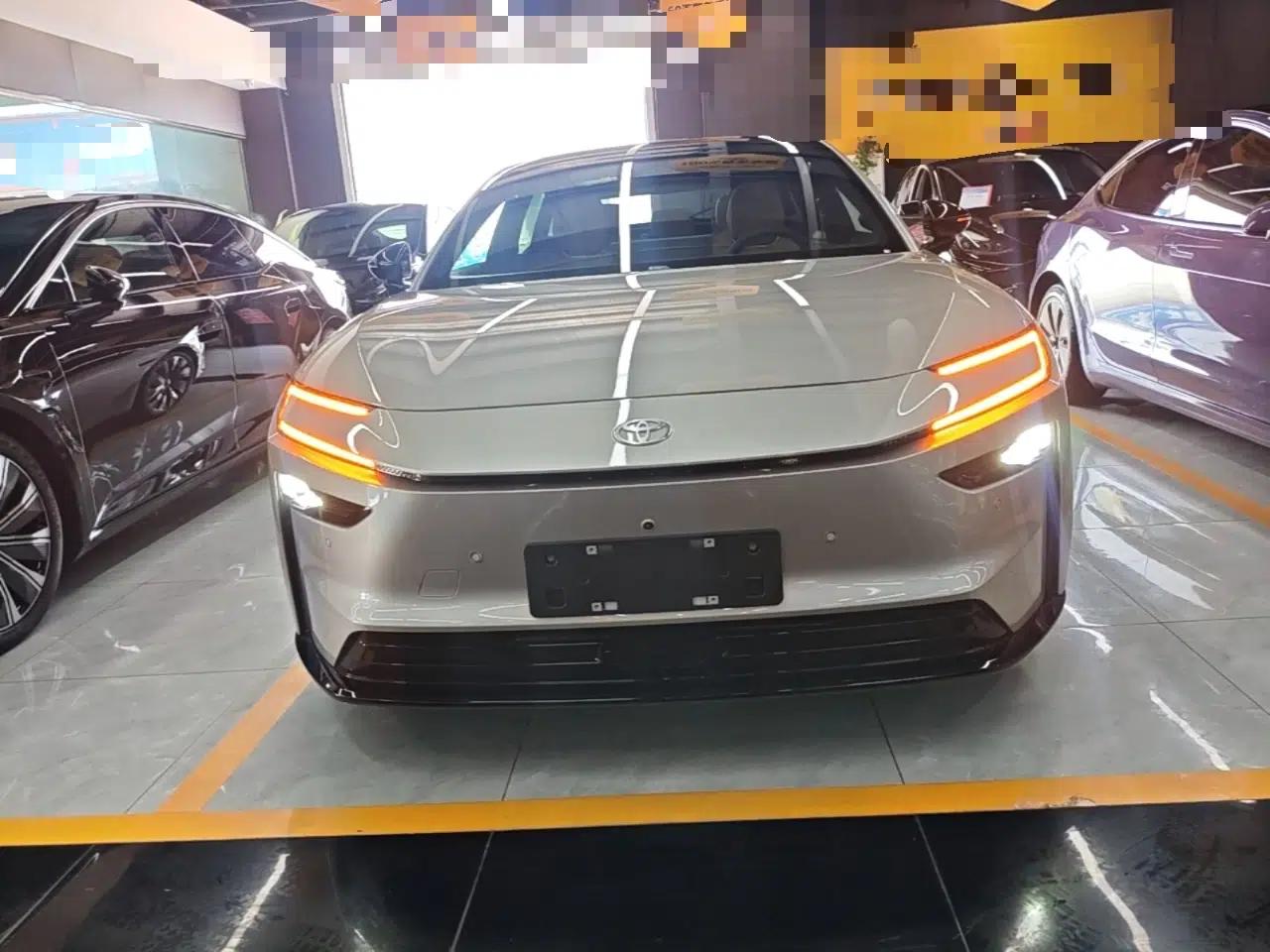 Toyota Baozhi 7 2026 700 Max — миниатюра 2