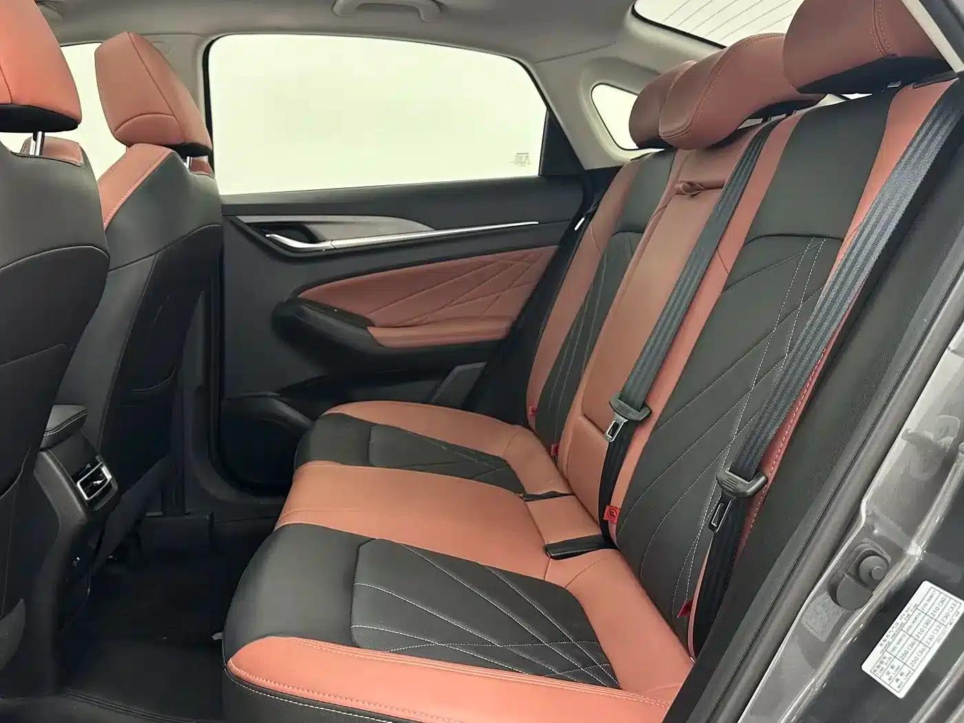 Changan Eado 2022 PLUS Blue Whale NE 1.4T GDI DCT Flagship Edition — миниатюра 8