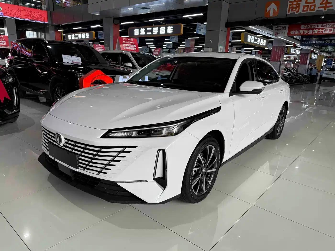 Changan Eado 2025 Blue Whale 1.5T 500Bar Premium Edition — миниатюра 1