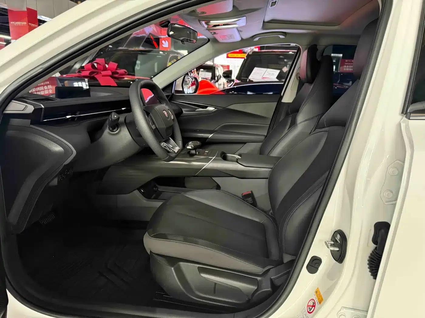 Changan Eado 2025 Blue Whale 1.5T 500Bar Premium Edition — миниатюра 5