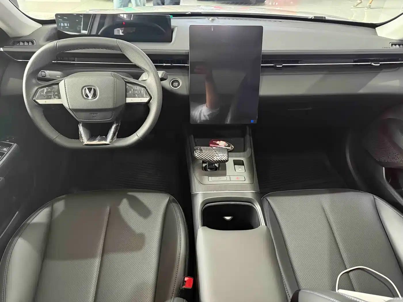 Changan Eado 2025 Blue Whale 1.5T 500Bar Premium Edition — миниатюра 8